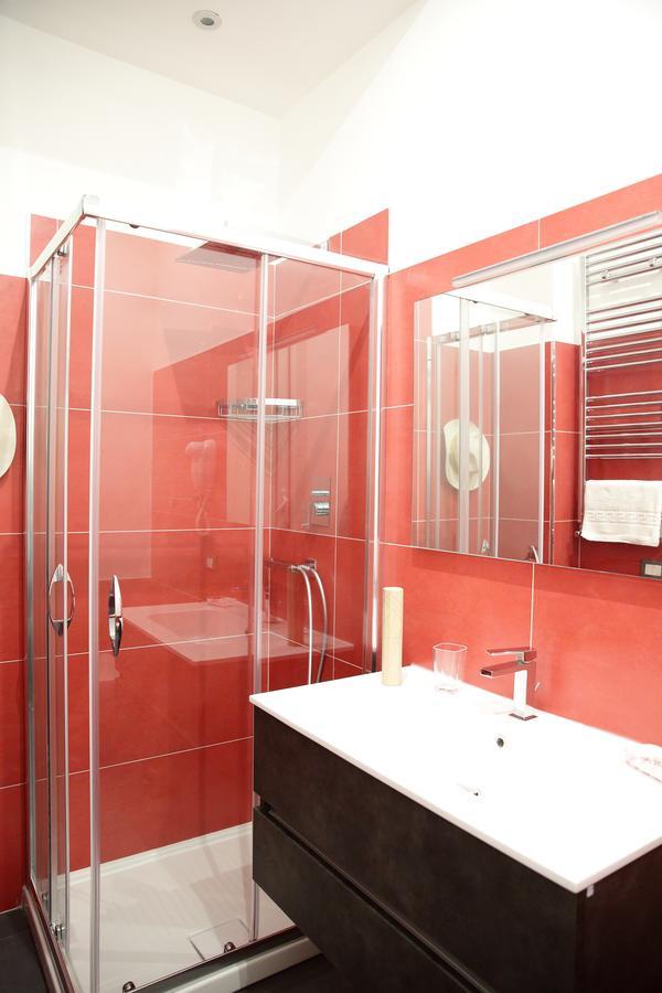 Chambre Double Deluxe avec Douche