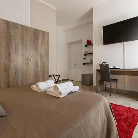 Massimocentro Rooms-2