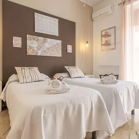 Massimocentro Rooms-3